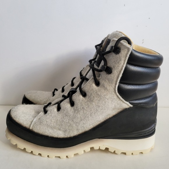 The North Face Vibram Soles Winter Boots Women's Size 9 Made In Italy - Picture 2 of 12